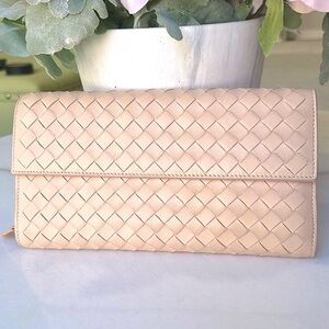 Bottega Veneta leather wallet with snap